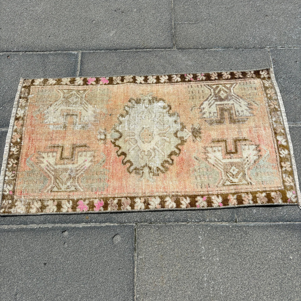 Vintage Turkish Mini Rug 1.5 x 2.8 ft