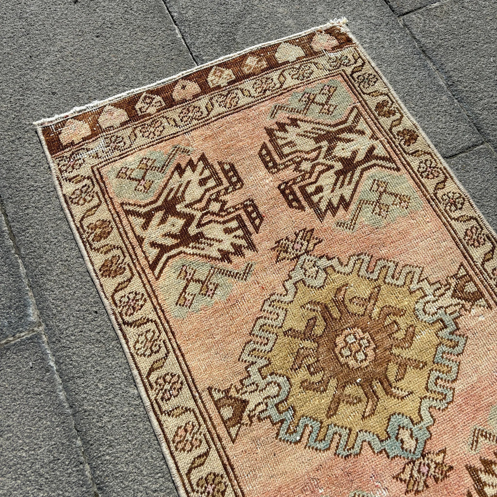 Vintage Turkish Mini Rug 1.5 x 2.8 ft