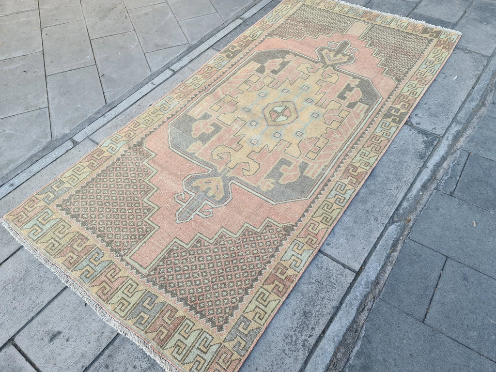 Vintage Turkish Accent Area rug 4 x 8.3 ft