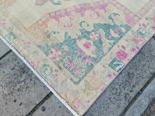 Vintage Turkish Accent Area rug 4.2 x 6.8 ft