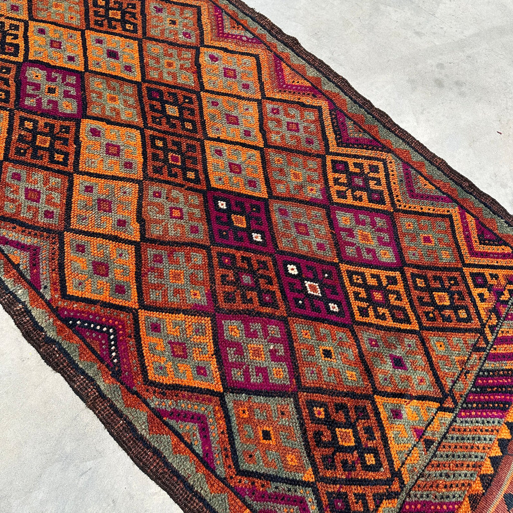 Vintage Turkish Accent Area rug 3.5 x 7.2 ft
