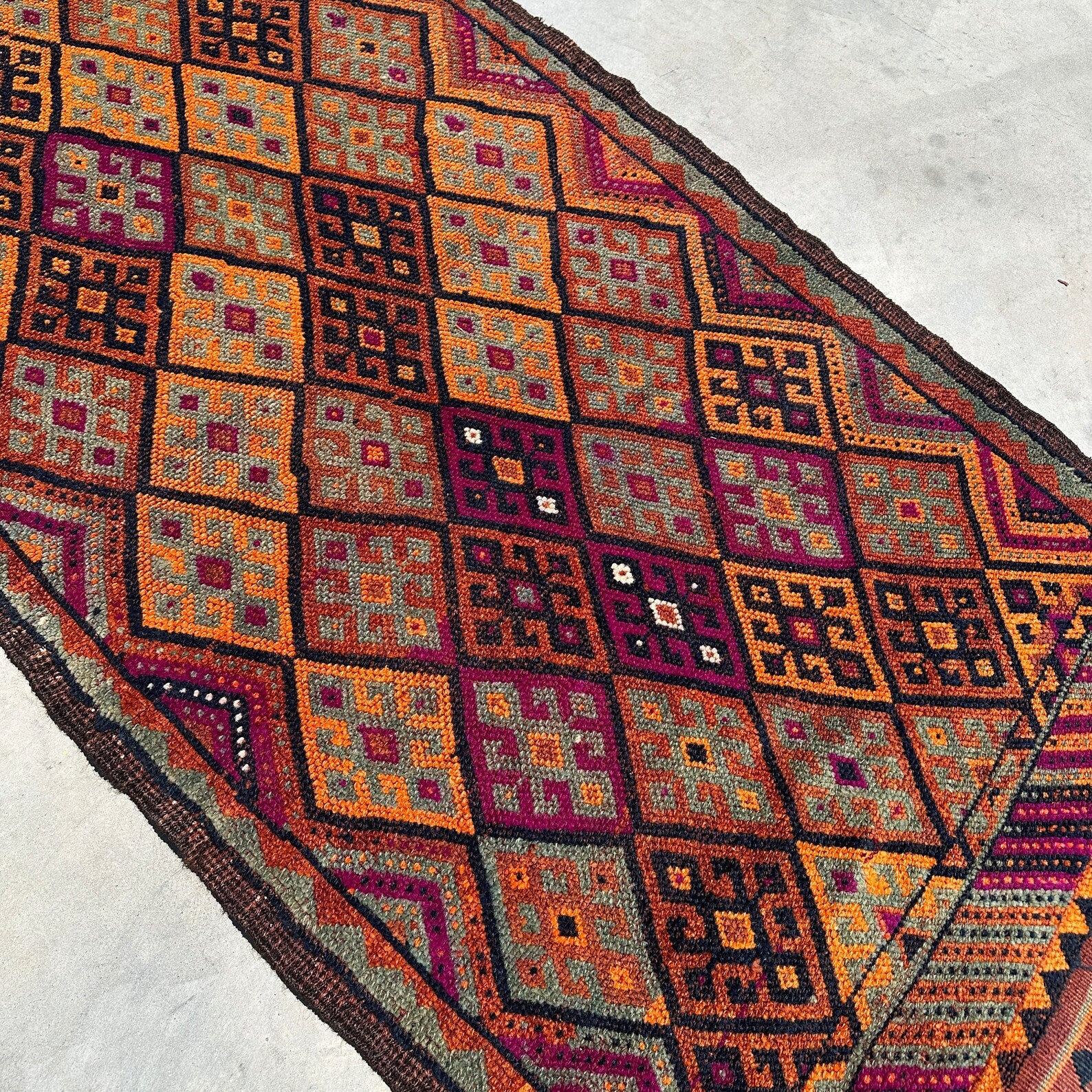 Vintage Turkish Accent Area rug 3.5 x 7.2 ft