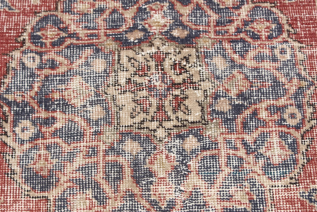 Vintage Turkish Runner Rug 2.8 x 6.8 ft