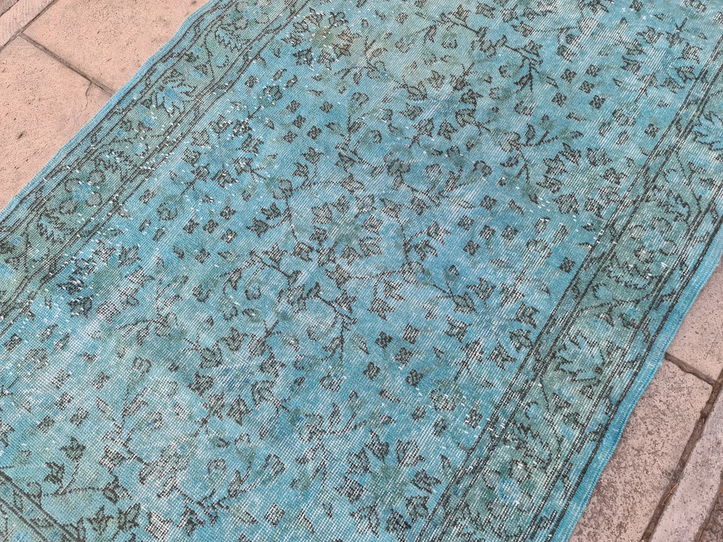 Vintage Turkish Accent Area rug 3.7 x 6.8 ft