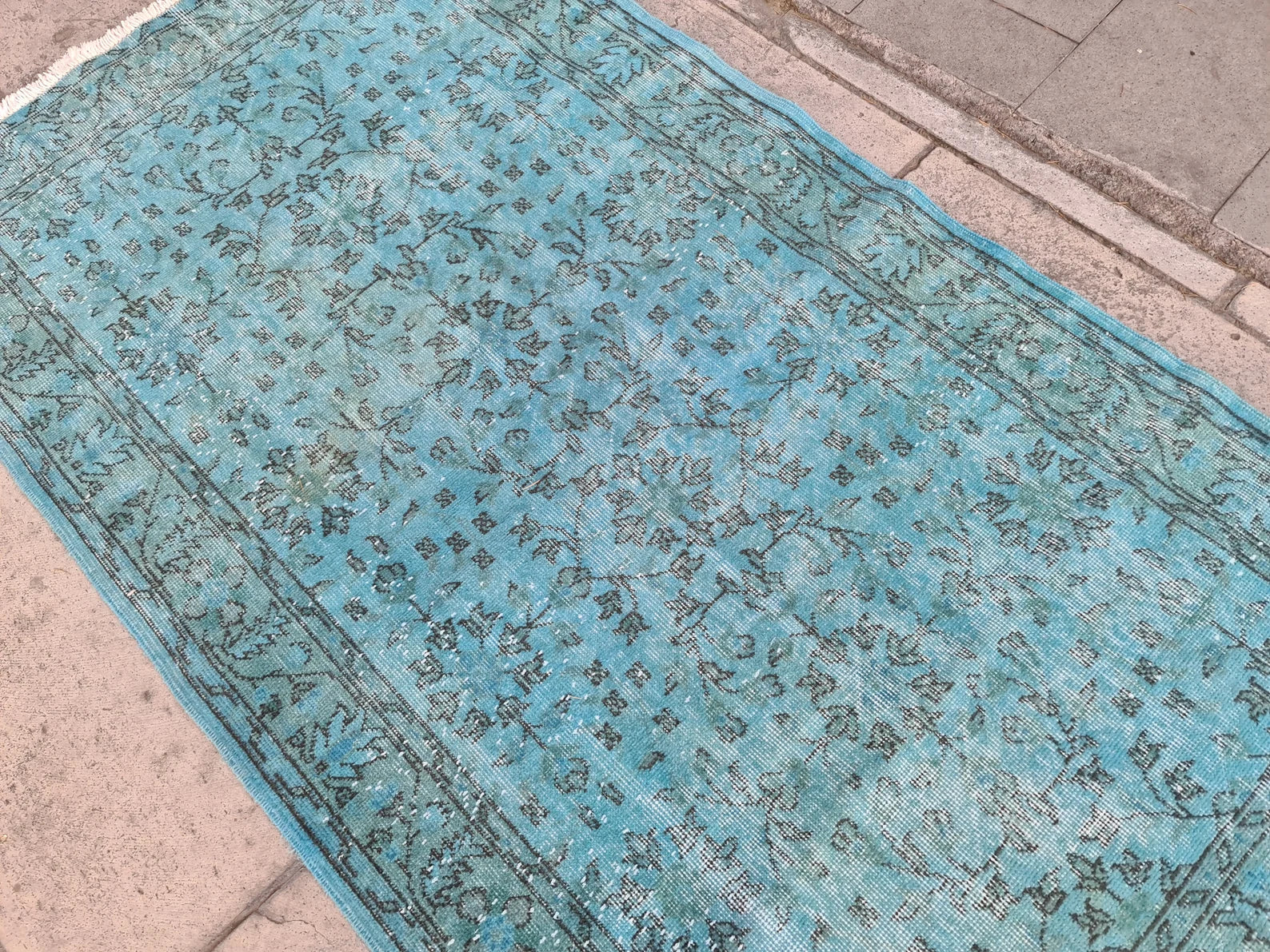 Vintage Turkish Accent Area rug 3.7 x 6.8 ft