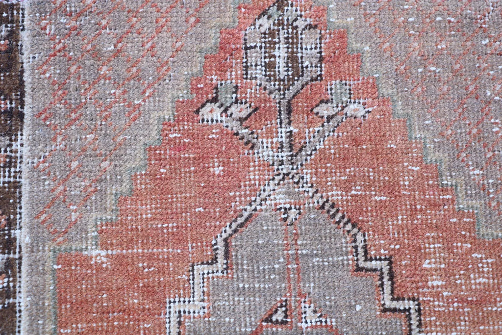 Vintage Turkish Mini Rug 1.5 x 2.5 ft