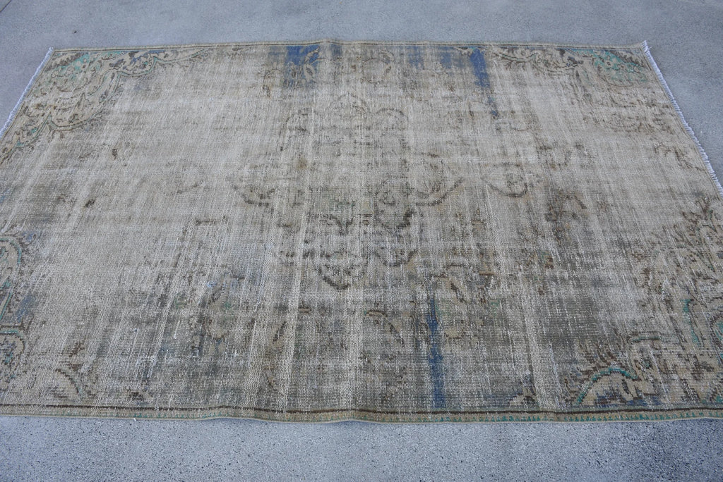 XL Vintage Turkish Accent Area Rug 5.1 x 7.7 ft