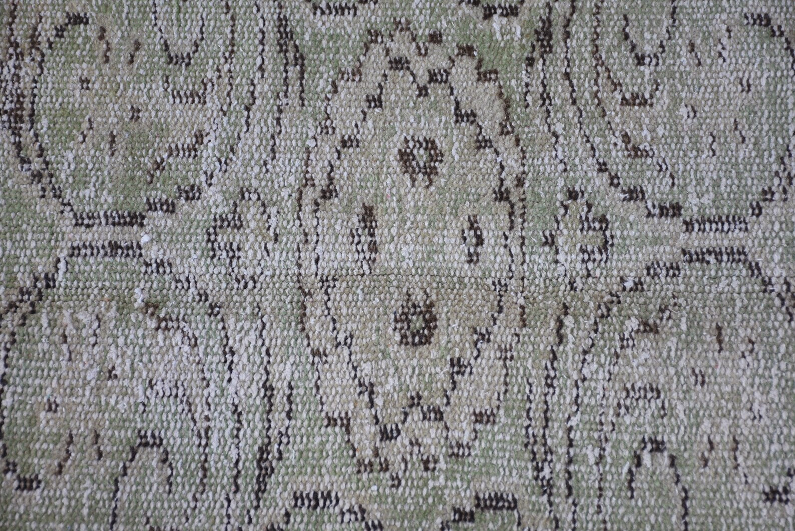 Vintage Turkish Accent Area rug 4.1 x 7.4 ft