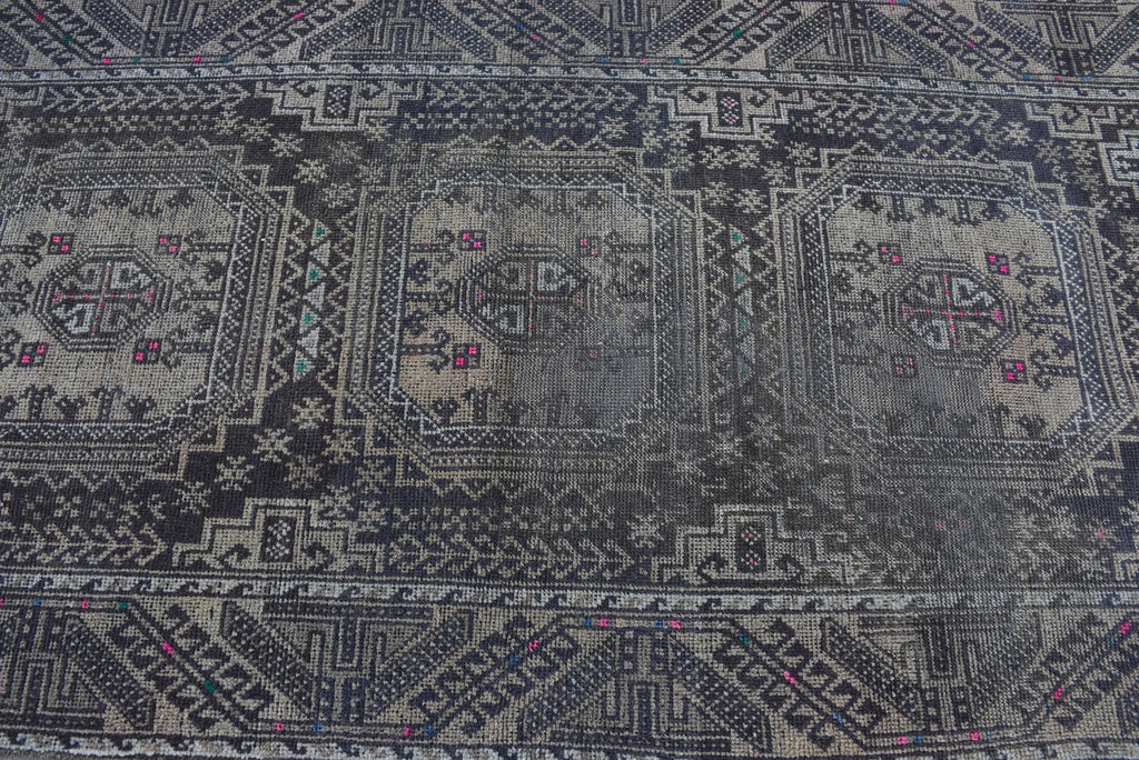 Vintage Persian Accent Area Rug 3.7 x 7.9 ft
