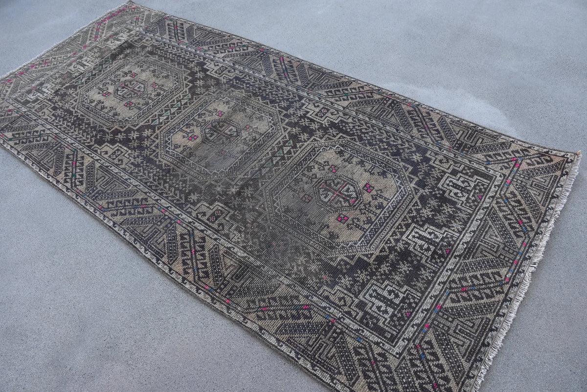 Vintage Persian Accent Area Rug 3.7 x 7.9 ft
