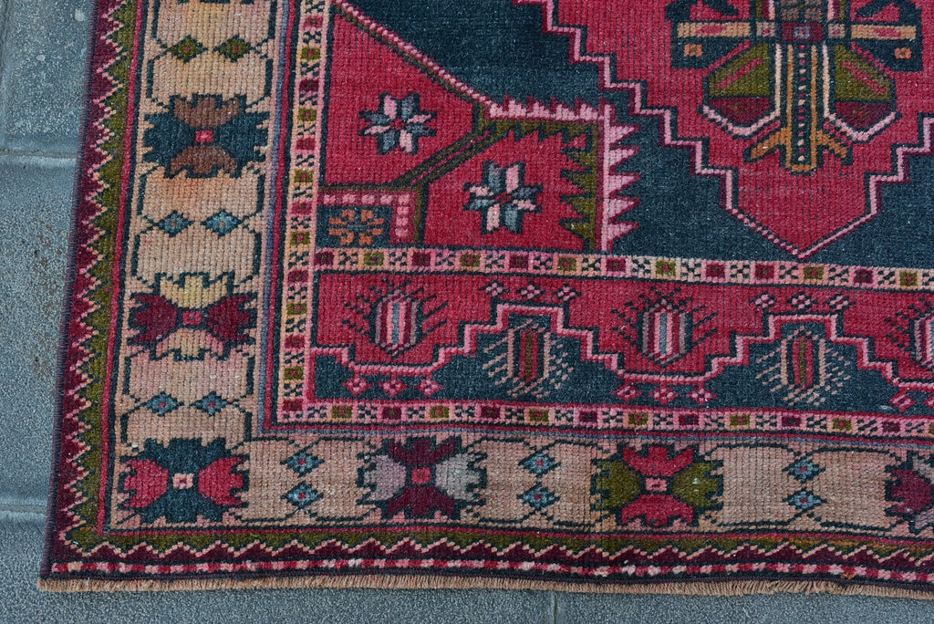 Vintage Turkish Accent Area rug 4 x 7.4 ft