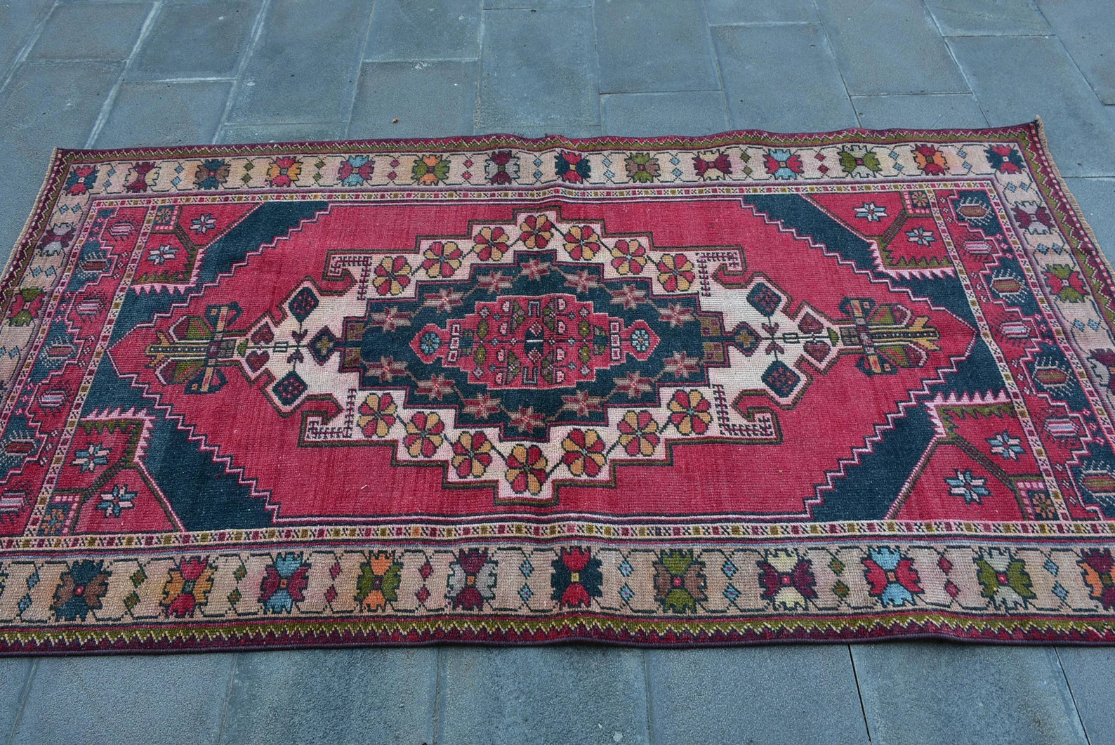 Vintage Turkish Accent Area rug 4 x 7.4 ft