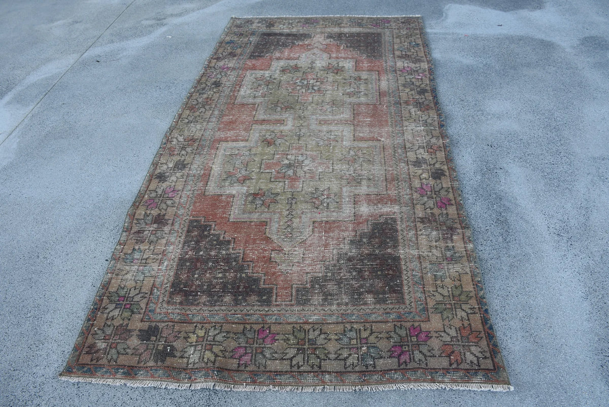 Vintage Persian Accent Area Rug 4.2 x 8.4 ft