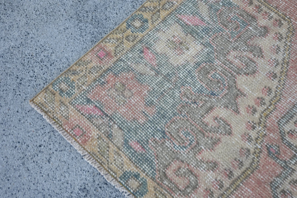 Vintage Turkish Accent Area rug 3.7 x 6.9 ft