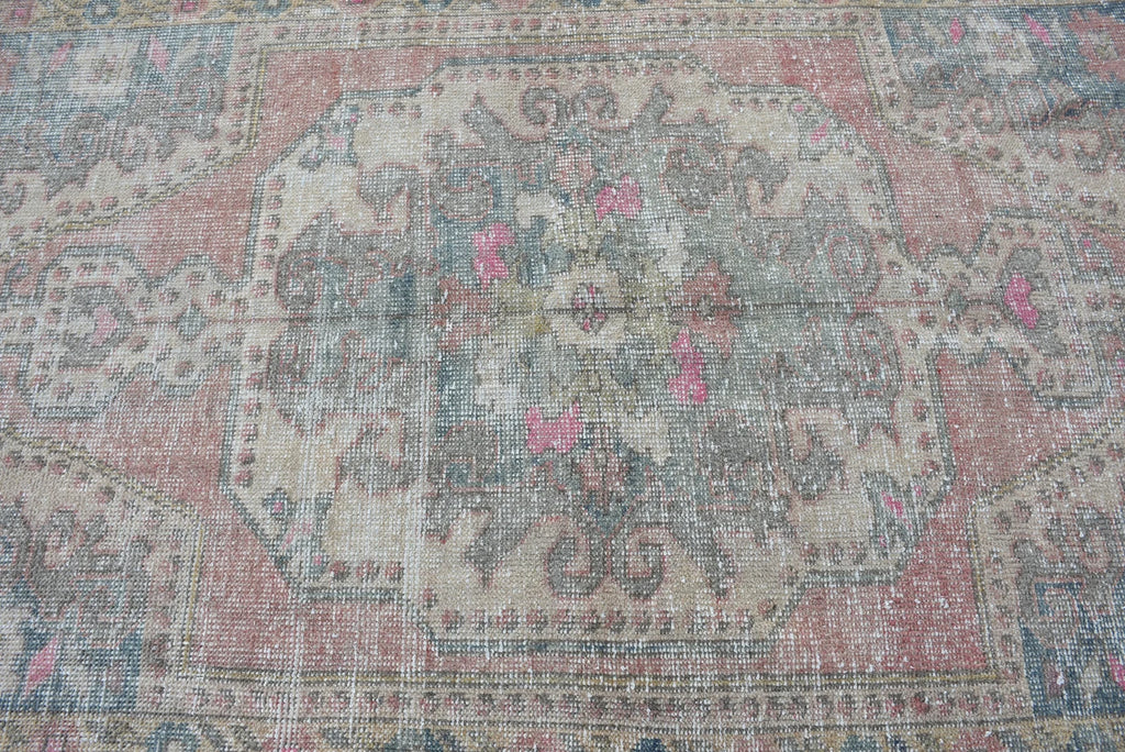 Vintage Turkish Accent Area rug 3.7 x 6.9 ft