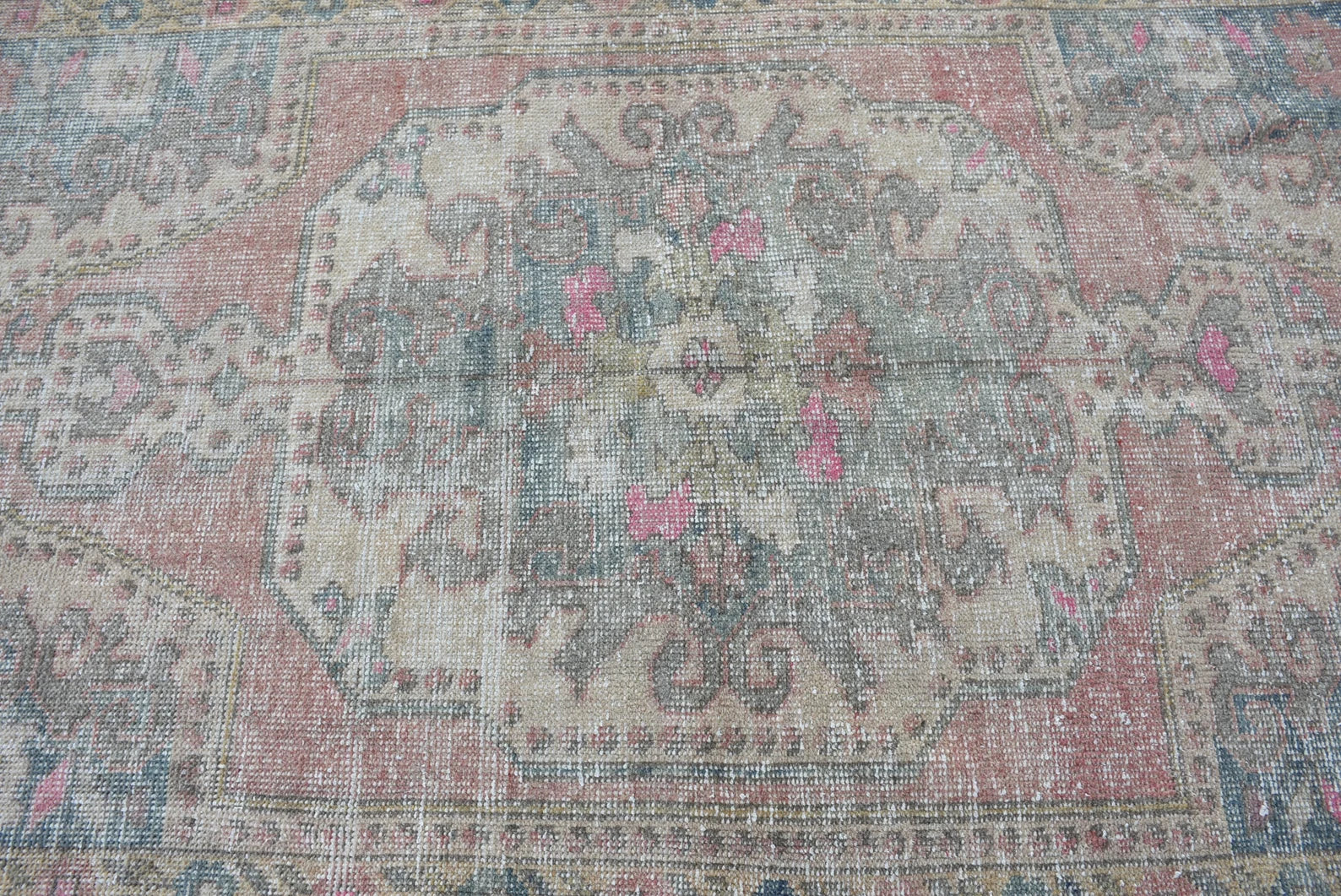 Vintage Turkish Accent Area rug 3.7 x 6.9 ft