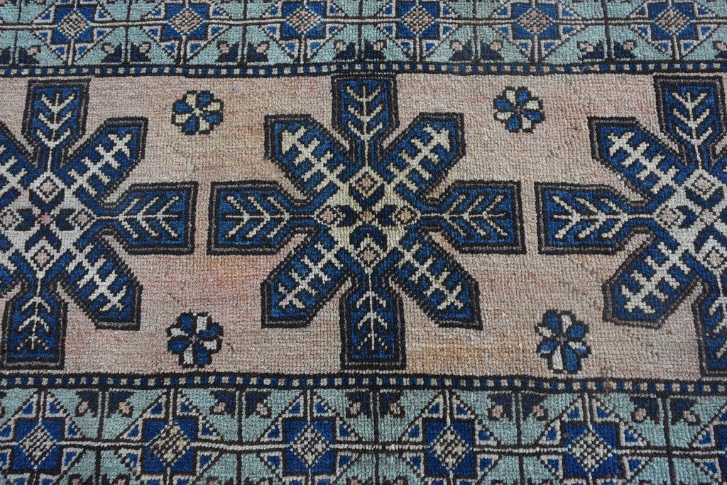 Vintage Turkish Accent Area rug 2.9 x 6.3 ft
