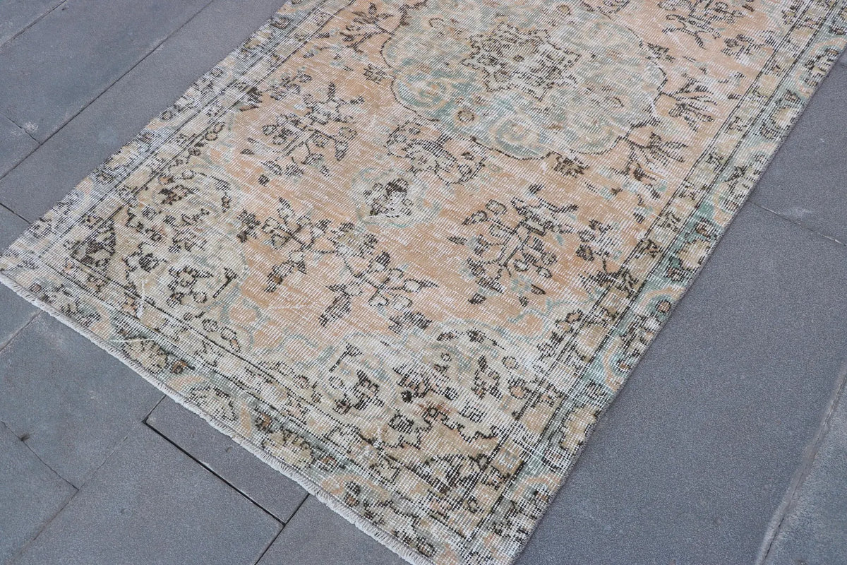 Vintage Turkish Accent Area rug 3.5 x 6 ft