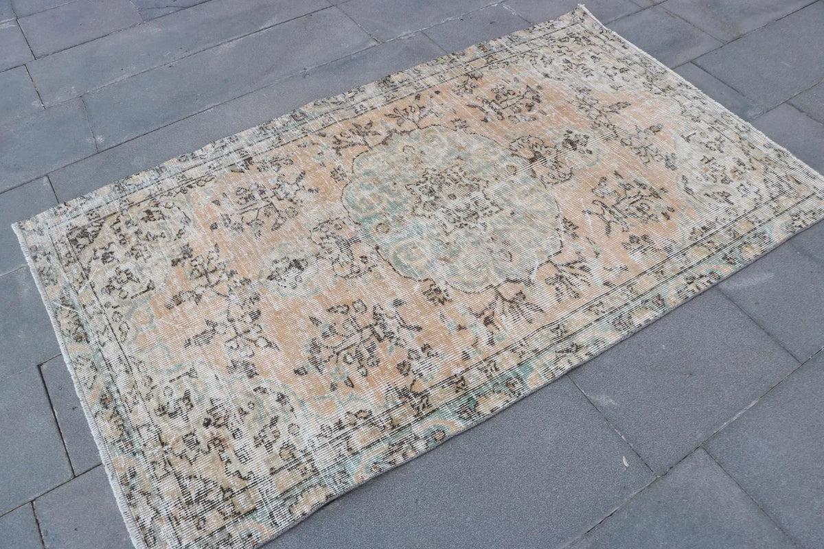 Vintage Turkish Accent Area rug 3.5 x 6 ft