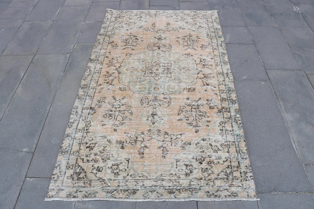 Vintage Turkish Accent Area rug 3.5 x 6 ft