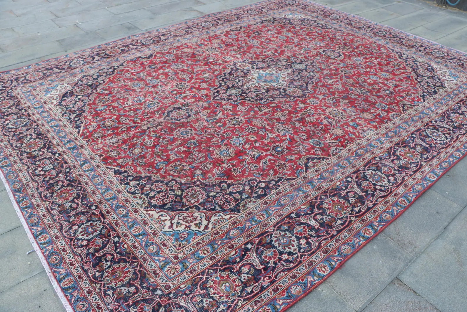 XL Vintage Persian Accent Area Rug  8.9 x 11.8 ft