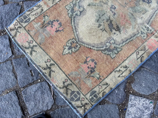 Vintage Turkish Mini Rug 1.5 x 2.8 ft