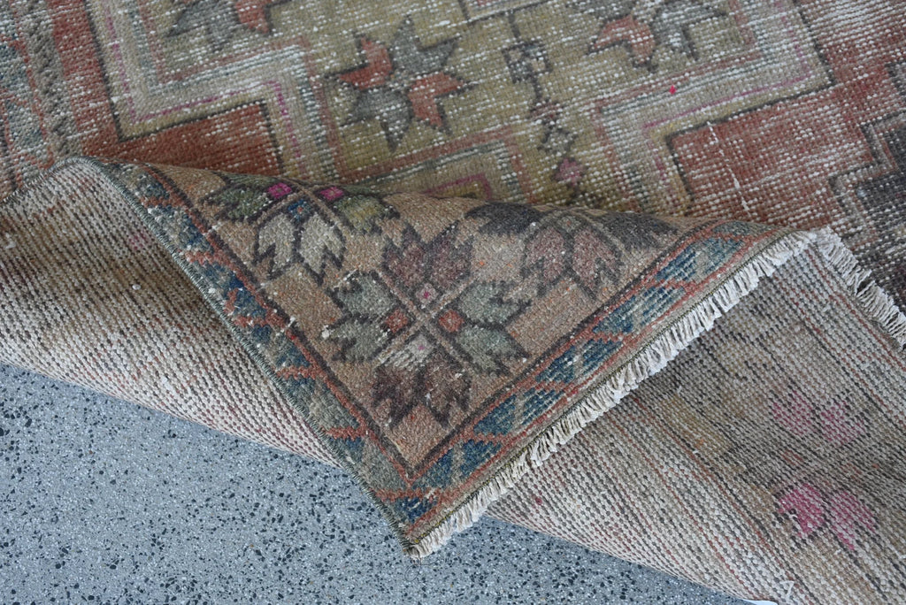 Vintage Persian Accent Area Rug 4.2 x 8.4 ft