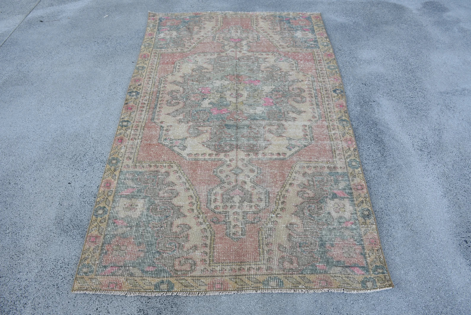 Vintage Turkish Accent Area rug 3.7 x 6.9 ft