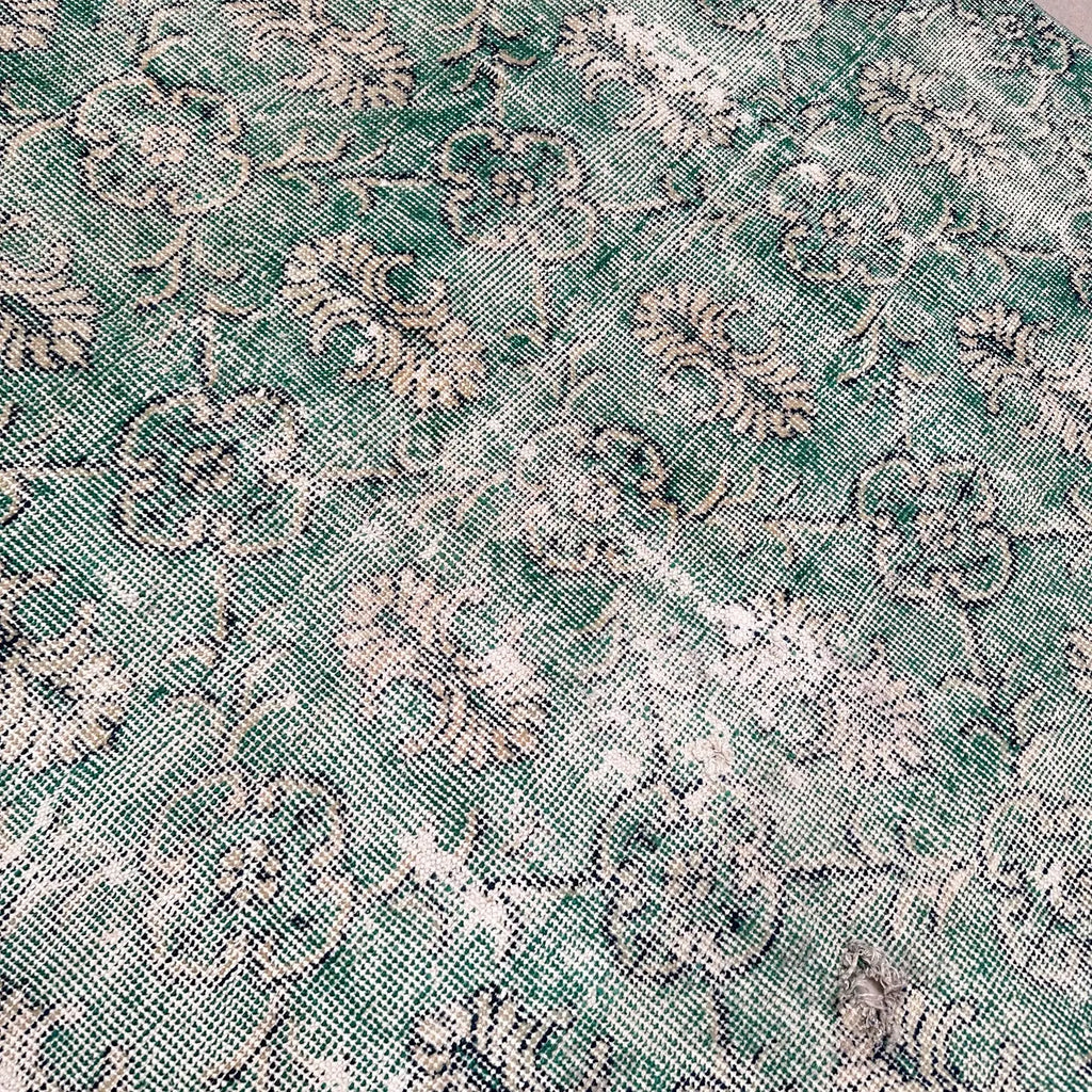 Vintage Turkish Accent Area Rug 4.1 x 8.7 ft