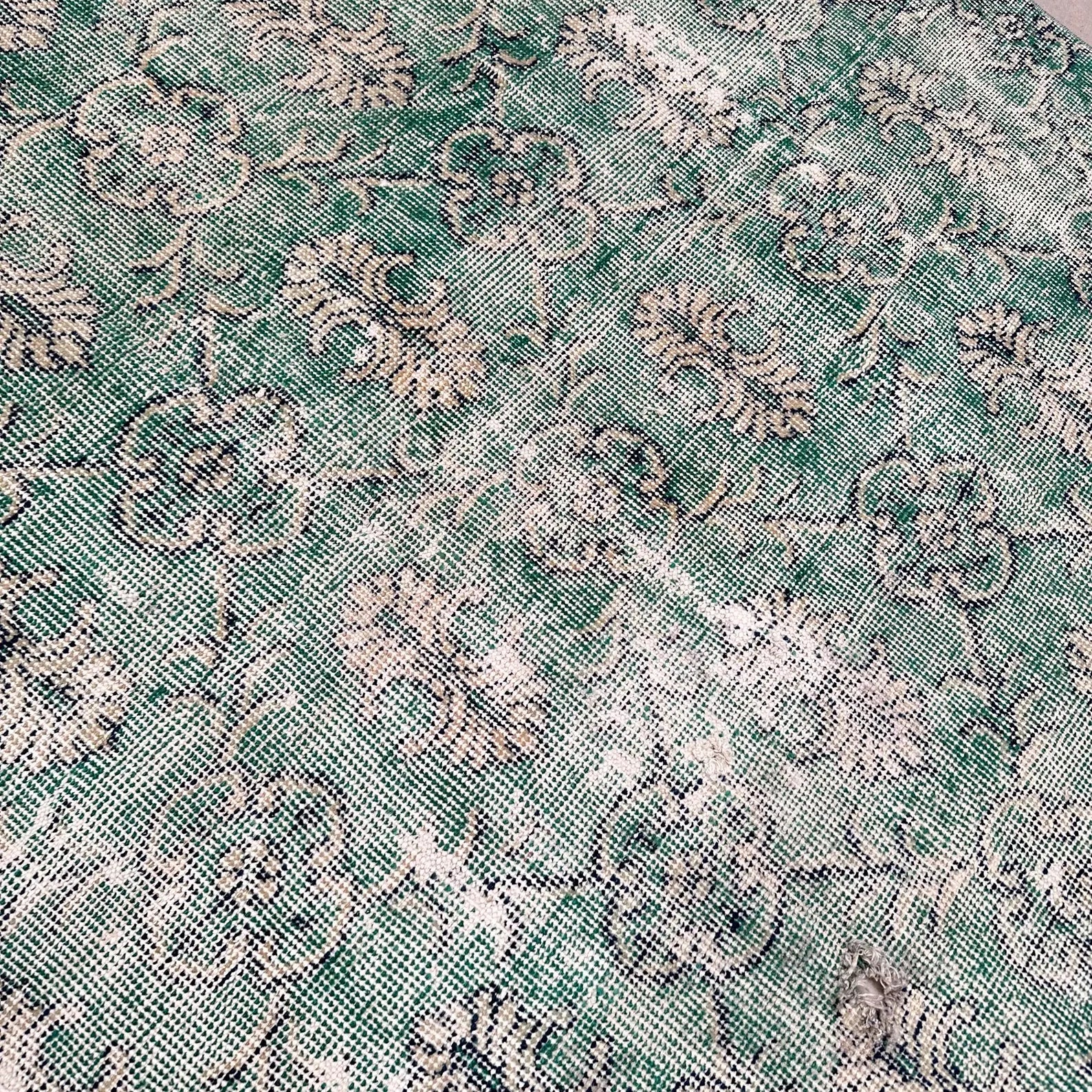 Vintage Turkish Accent Area Rug 4.1 x 8.7 ft
