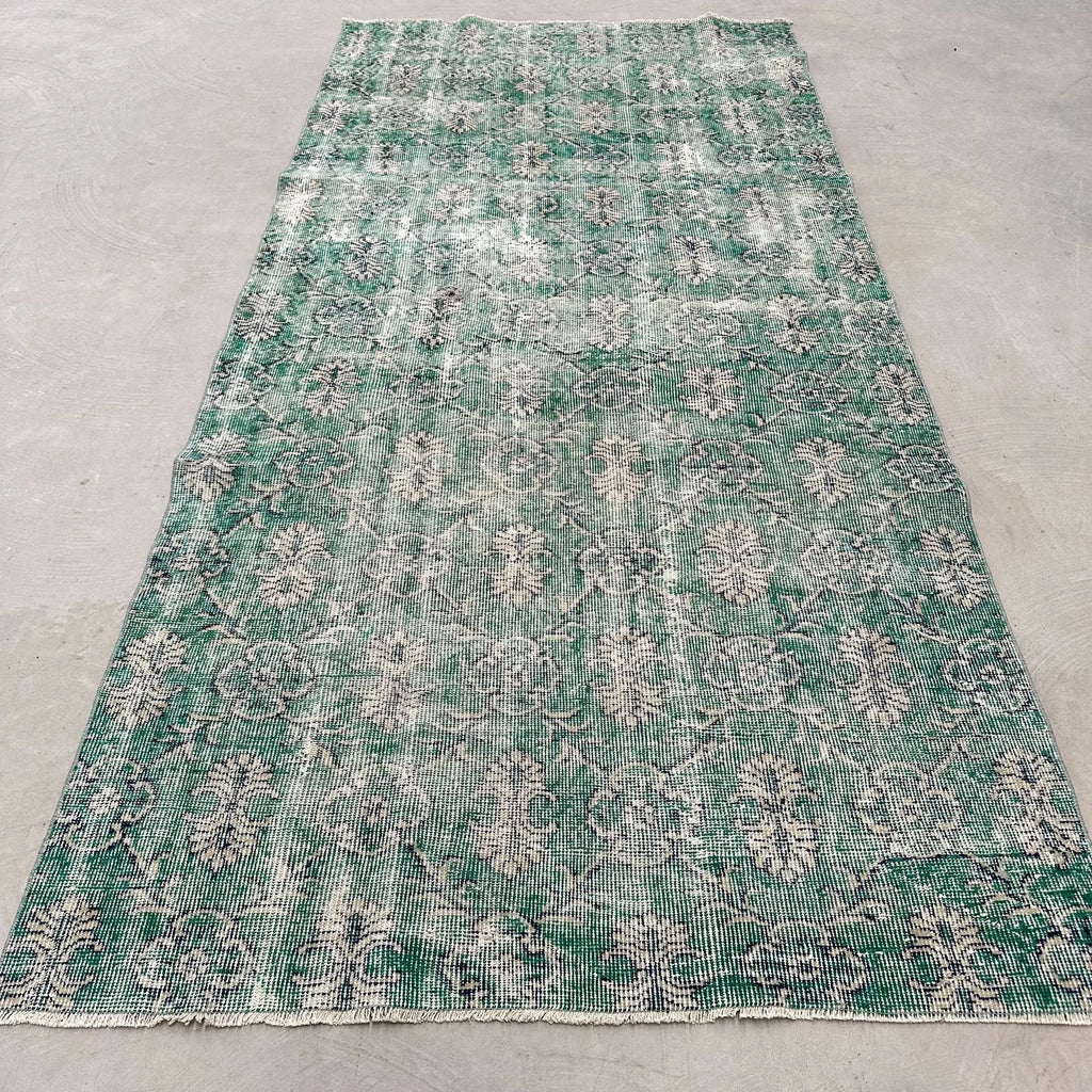 Vintage Turkish Accent Area Rug 4.1 x 8.7 ft