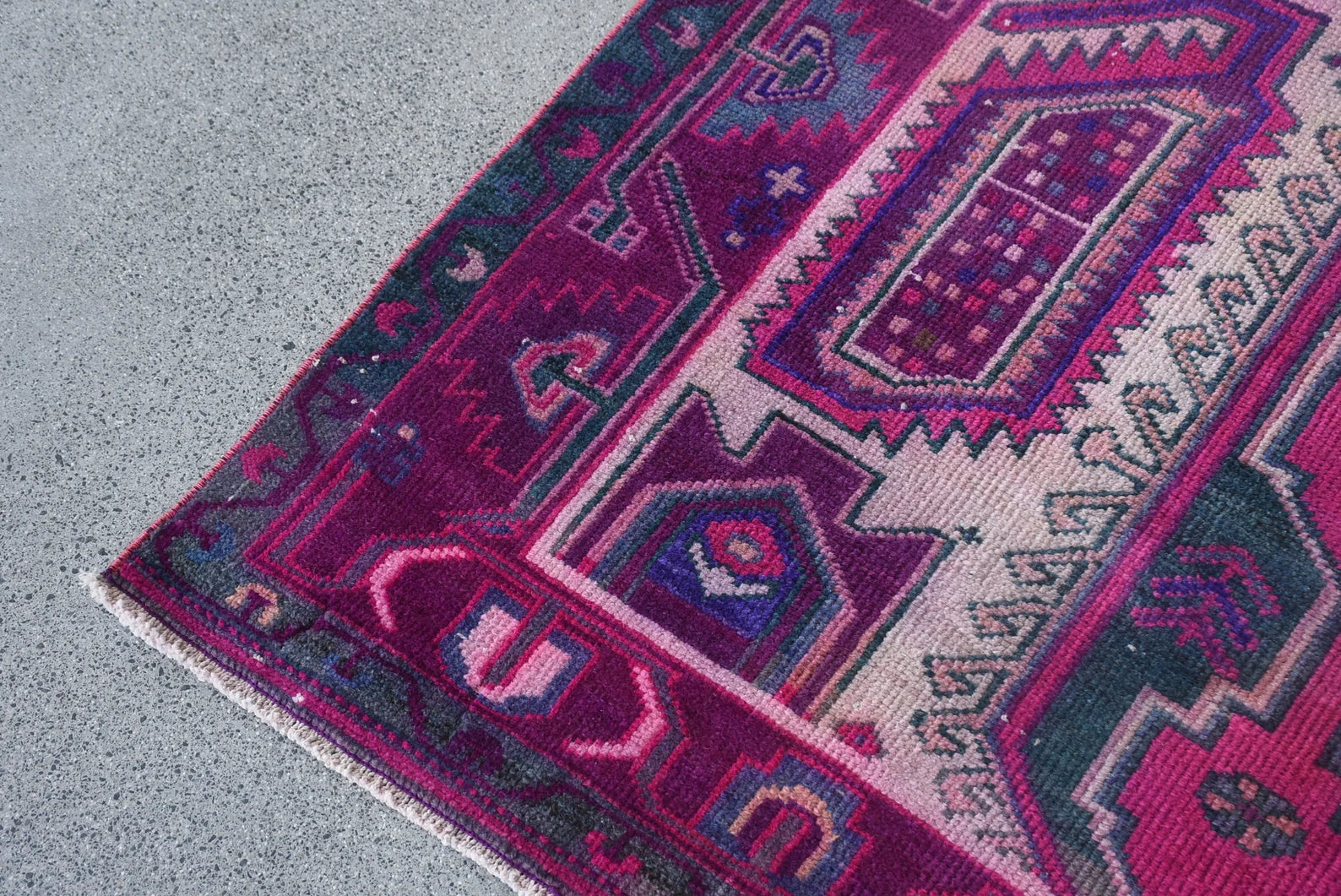 Vintage Turkish Accent Area rug 4.2 x 8.8 ft