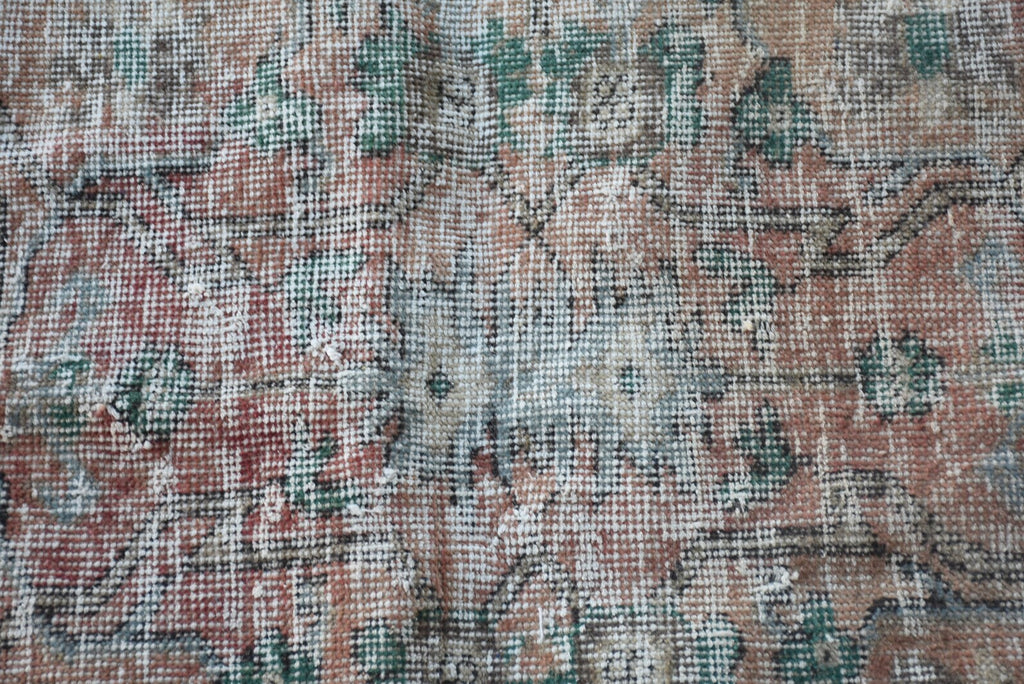 XL Vintage Turkish Accent Area Rug 5 x 8 ft