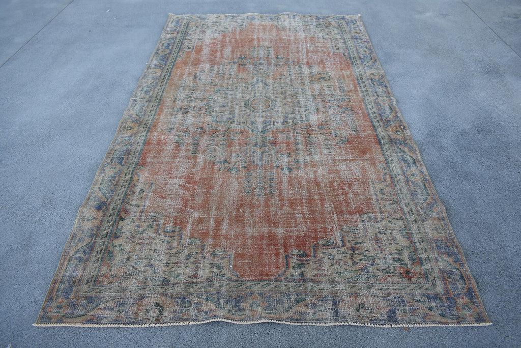 XL Vintage Turkish Accent Area Rug 5.1 x 8.8 ft
