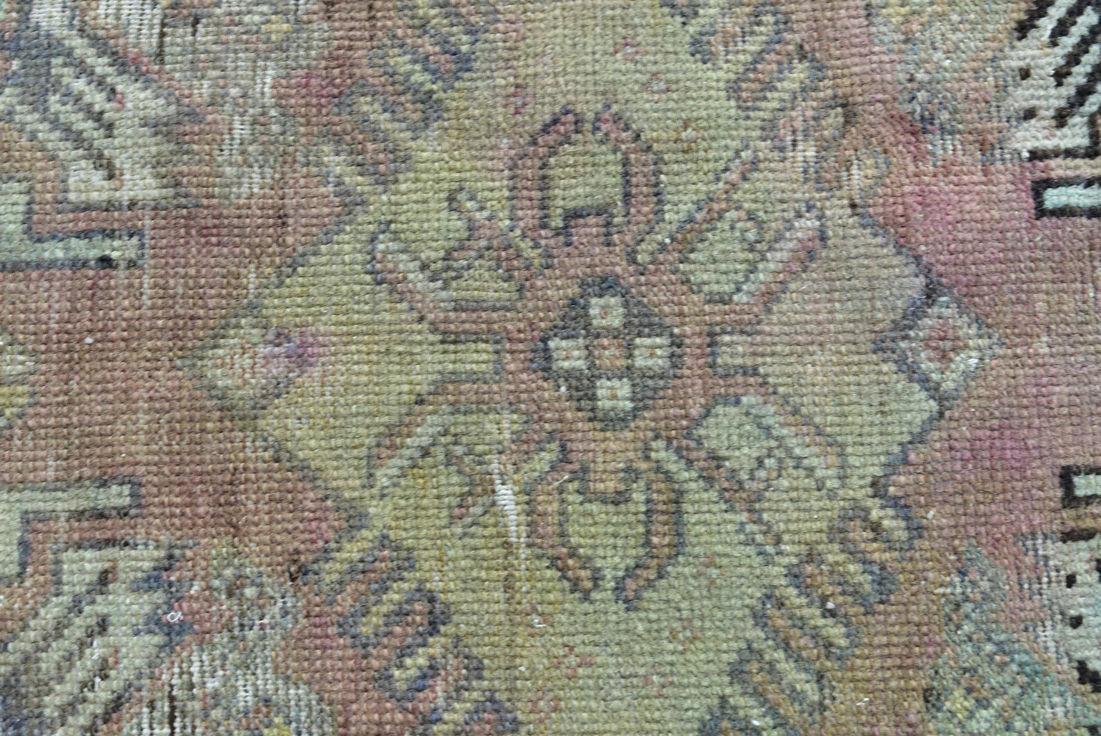 Vintage Turkish Mini Rug 1.3 x 2.6 ft