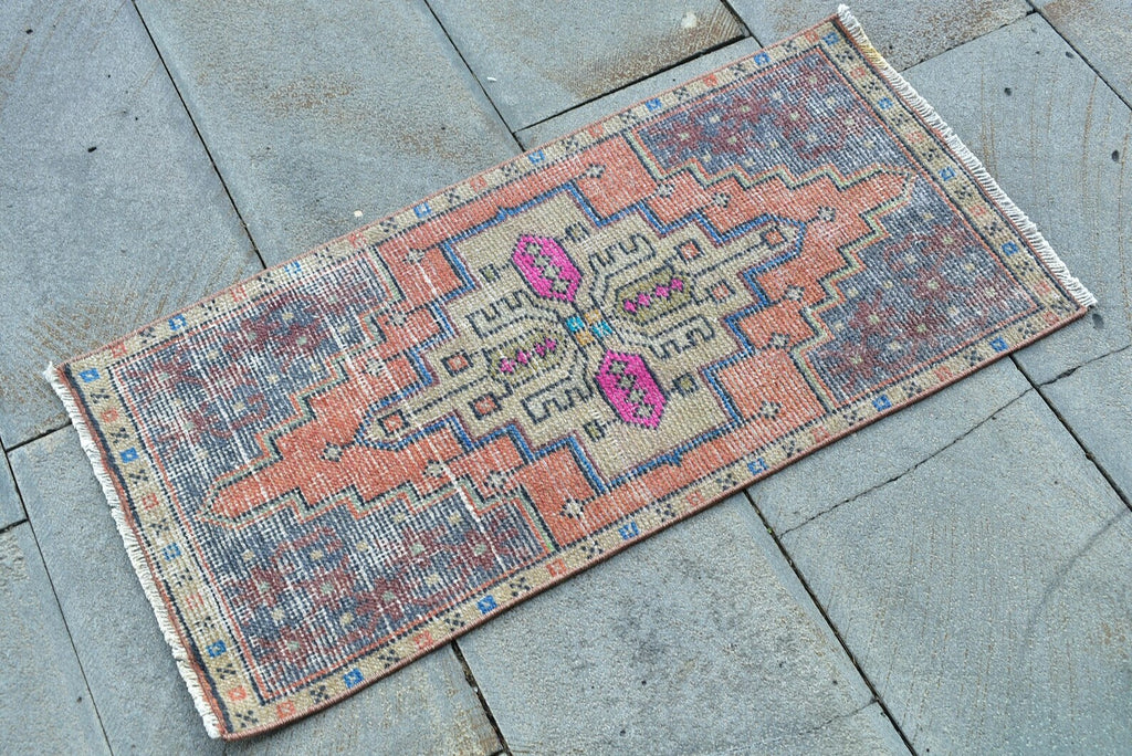 Vintage Turkish Mini Rug 1.5 x 3 ft