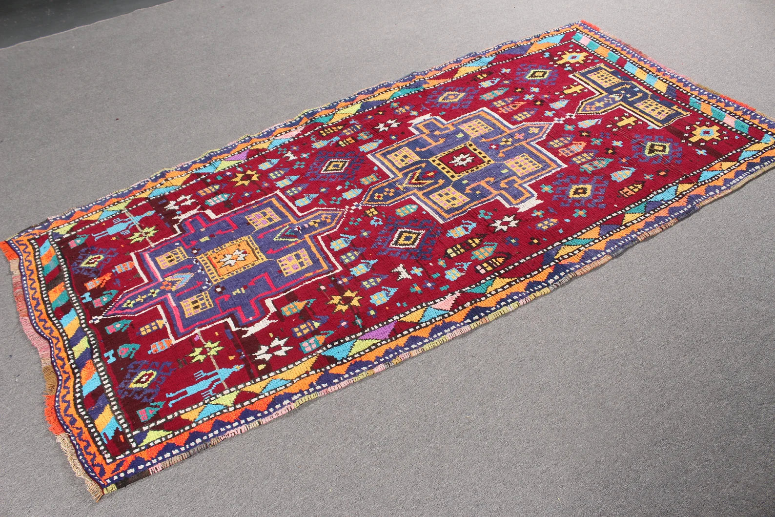 Vintage Turkish Accent Area rug 3.8 x 7.9 ft