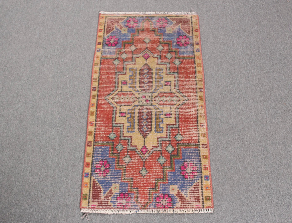 Vintage Turkish Mini Rug 1.4 x 2.7 ft