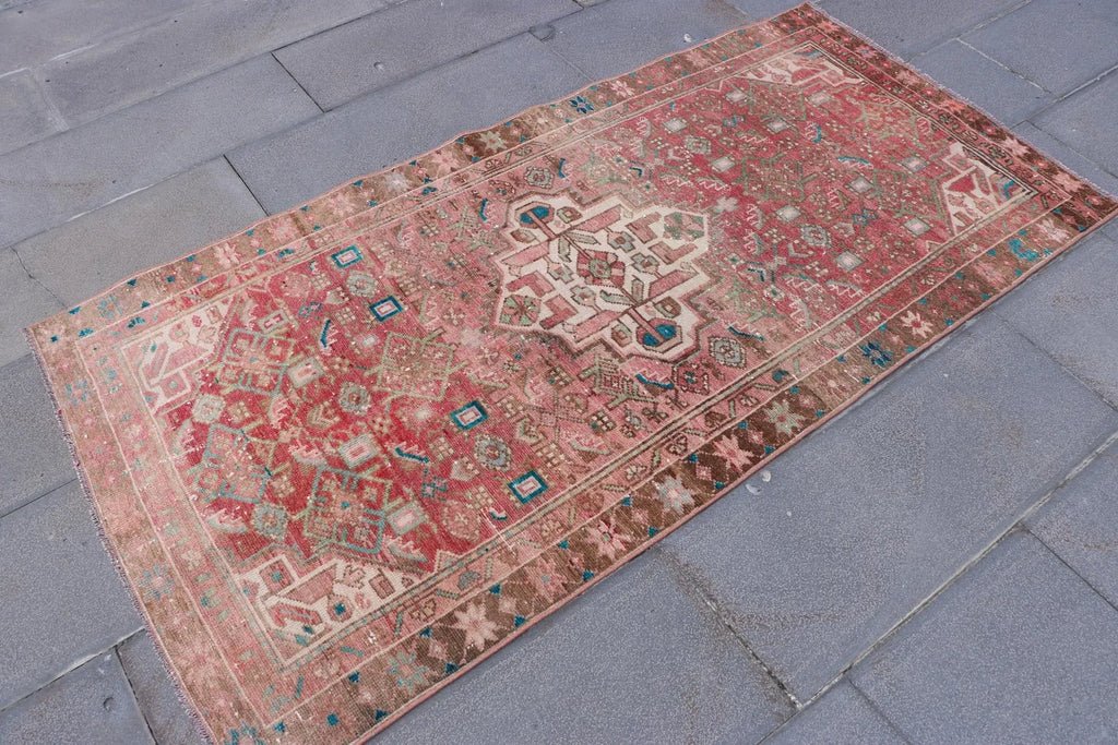 Vintage Persian Accent Area rug 3.2 x 6.2 ft