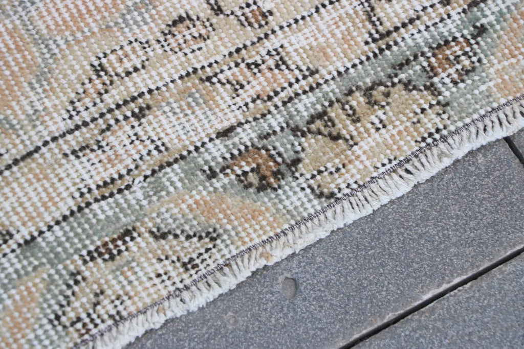 Vintage Turkish Accent Area rug 3.5 x 6 ft