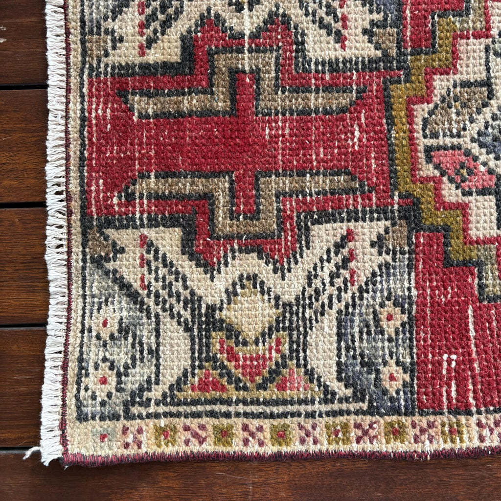 Vintage Turkish Mini Rug 1.5 x 3.1 ft
