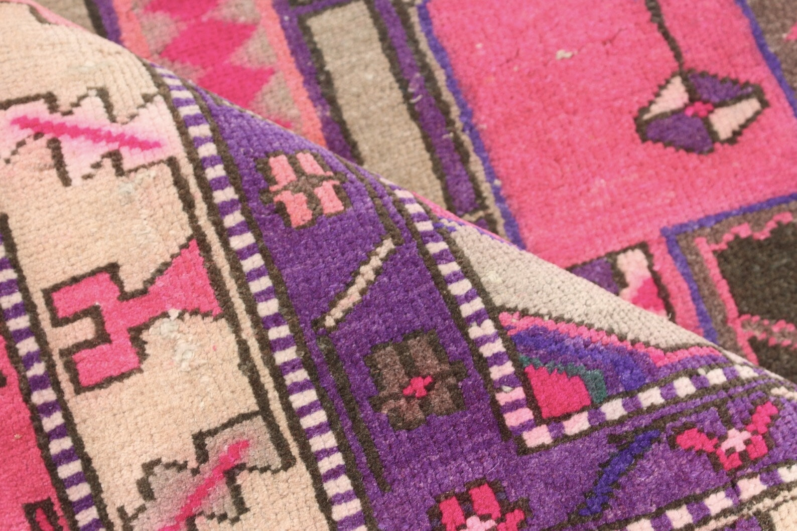 Vintage Persian Accent Area Rug 4 x 9.6 ft