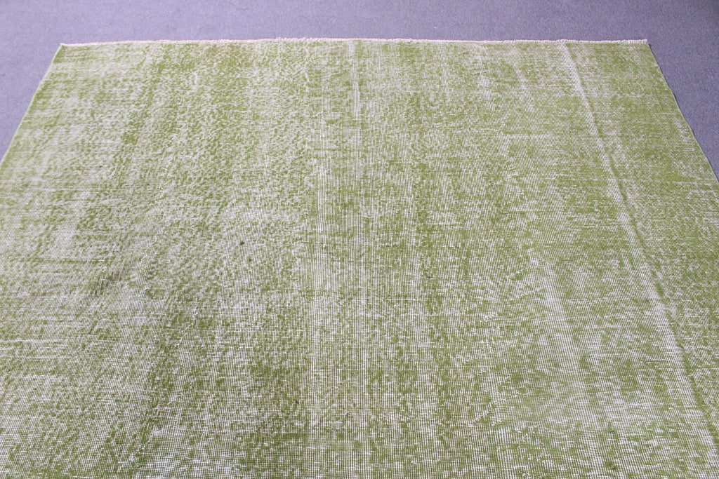 XL Vintage Turkish Accent Area Rug 6.9 x 9.1 ft