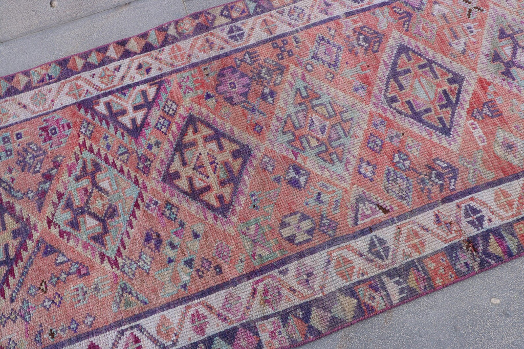 Vintage Turkish Runner Rug 3.1 x 7.5 ft