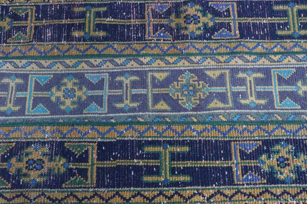 Vintage Turkish Accent Area rug 2.3 x 5.3 ft