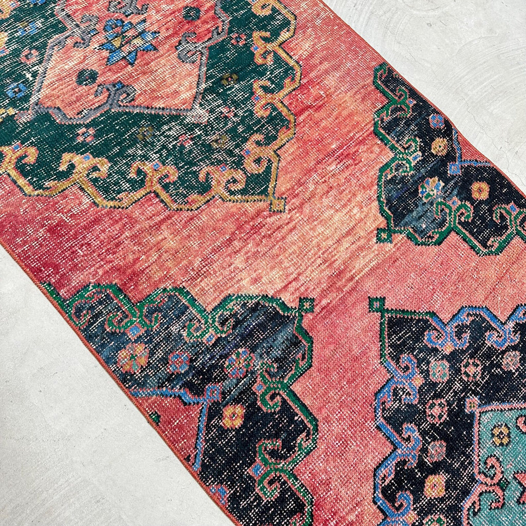 Vintage Turkish Runner Rug 2.4 x 7 ft