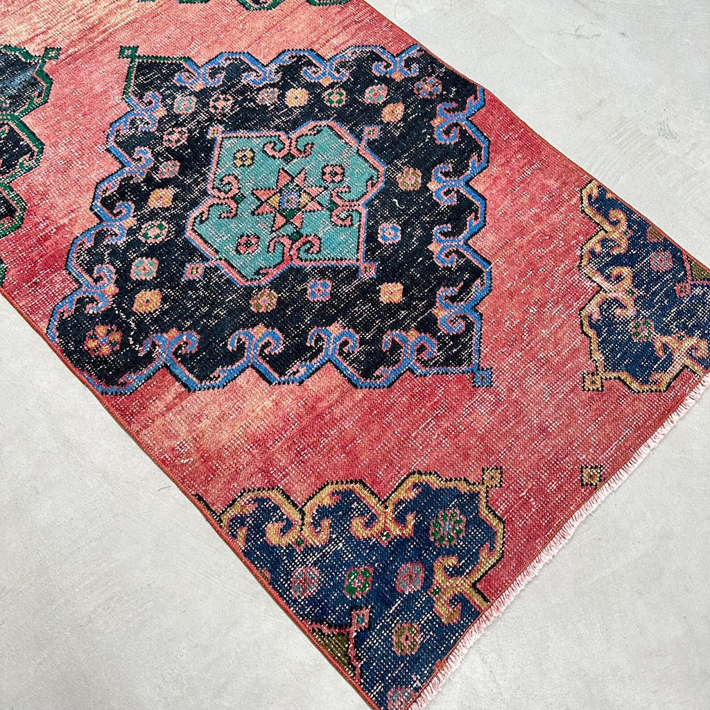 Vintage Turkish Runner Rug 2.4 x 7 ft