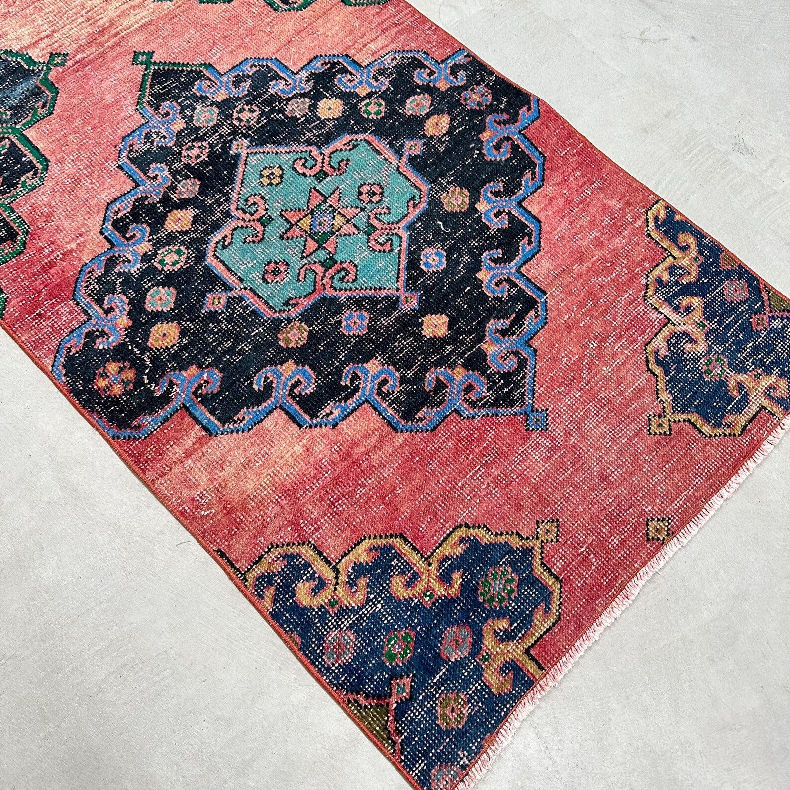 Vintage Turkish Runner Rug 2.4 x 7 ft
