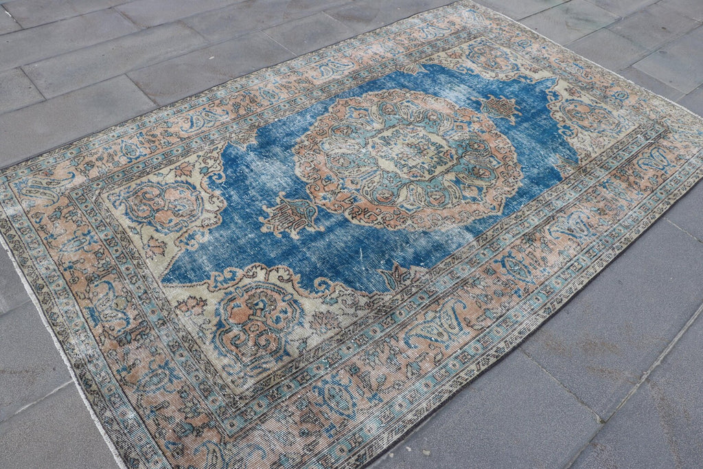 XL Vintage Turkish Accent Area Rug 4.9 x 8.4 ft
