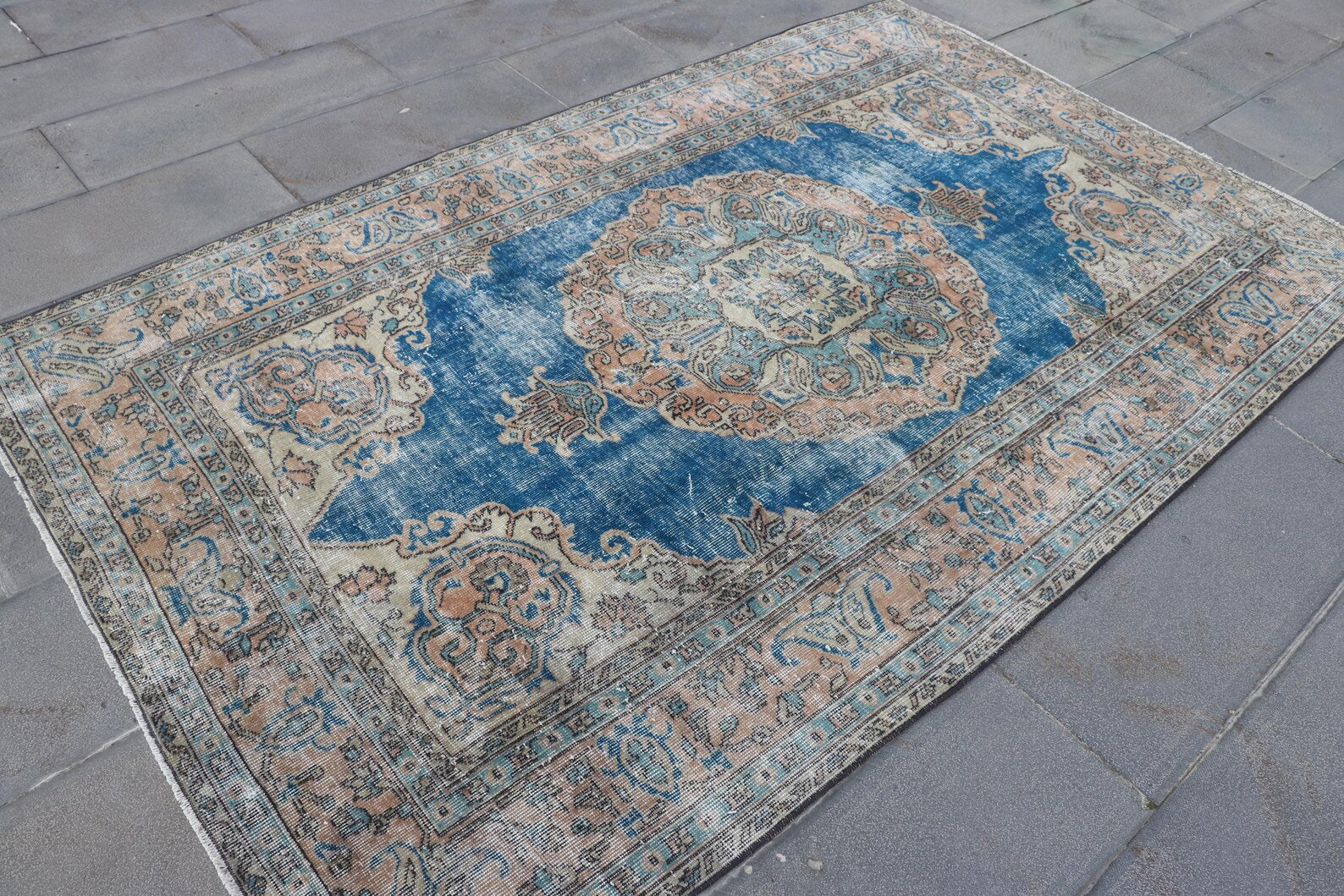XL Vintage Turkish Accent Area Rug 4.9 x 8.4 ft